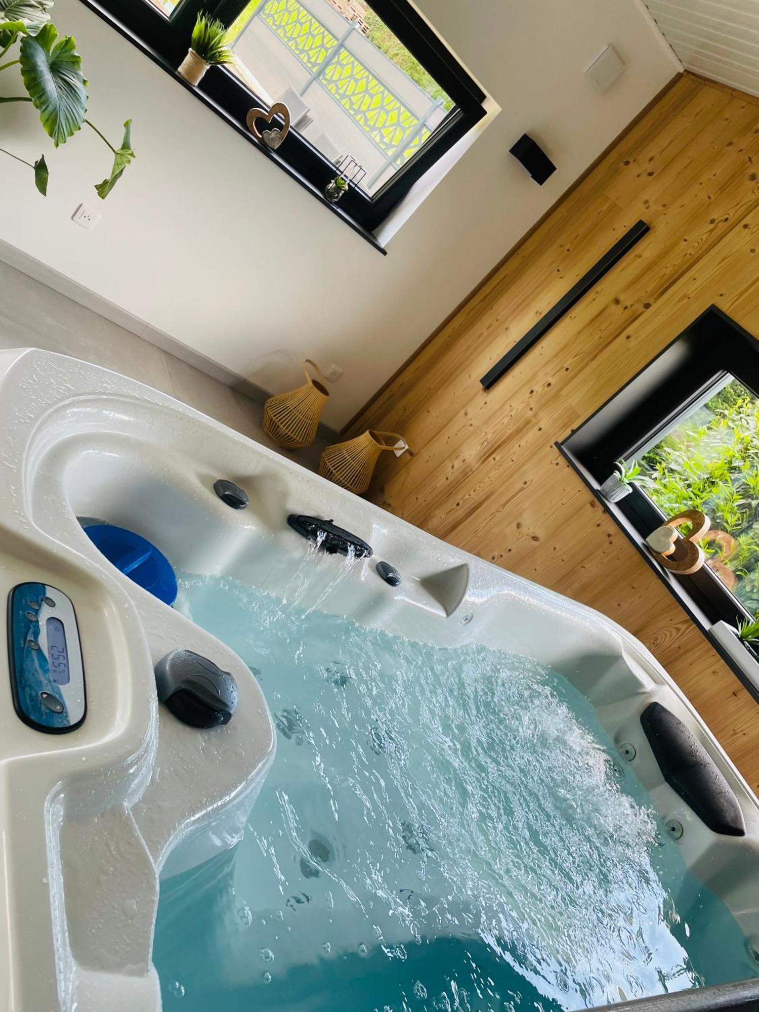 Maison Gite Chez Nounou Sauna Jacuzzi Jardin Arbore Etting Zewnętrze zdjęcie